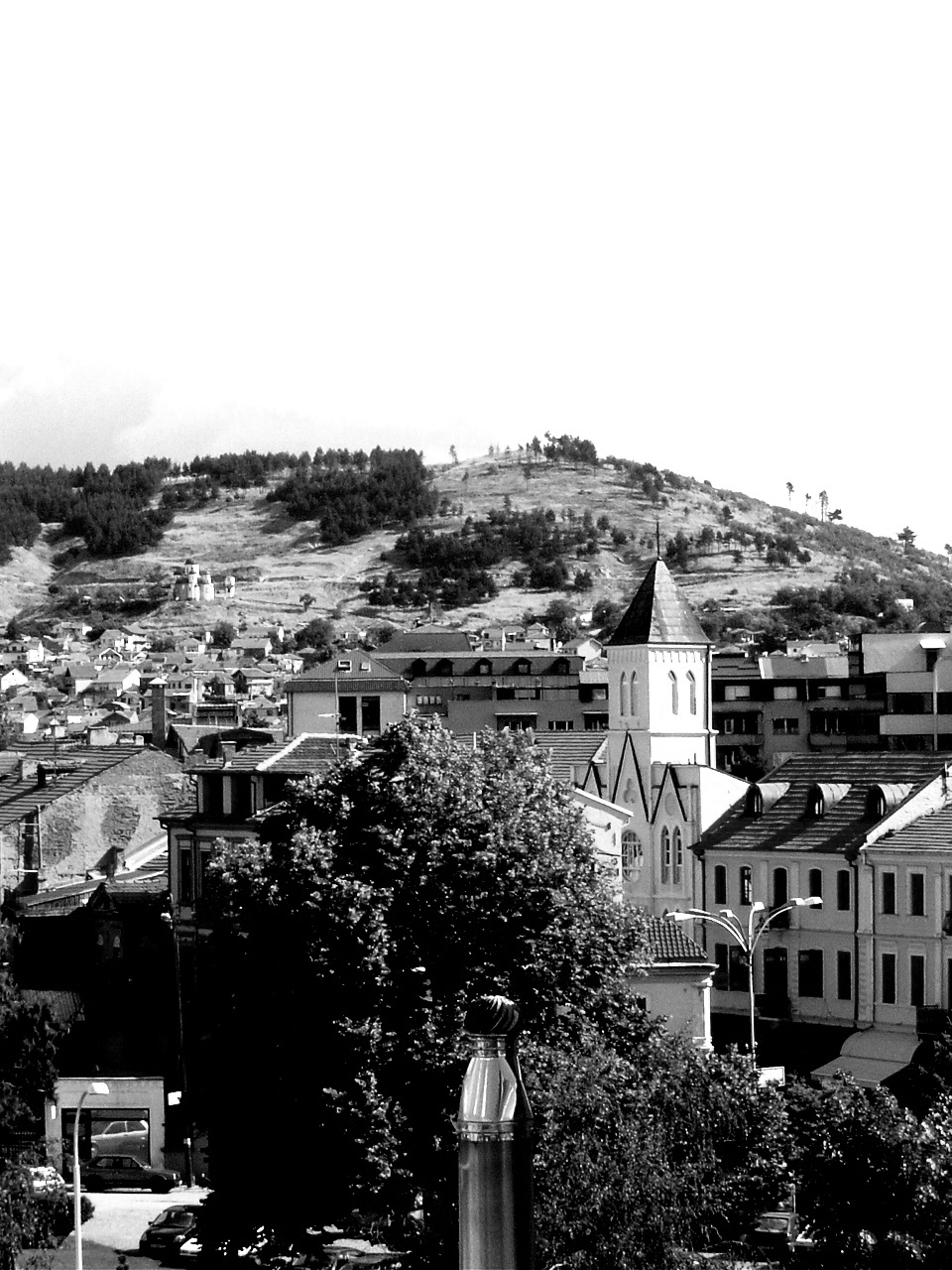 2005, by Lul�zim Sh. Makolli