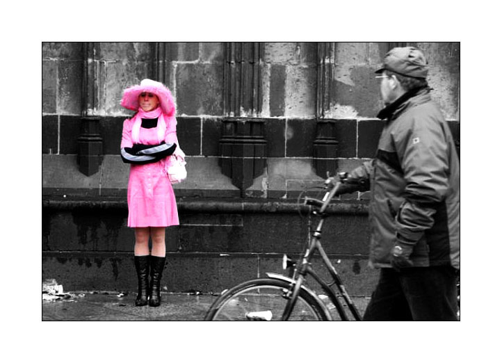 lady in pink, by Dashmir Izairi