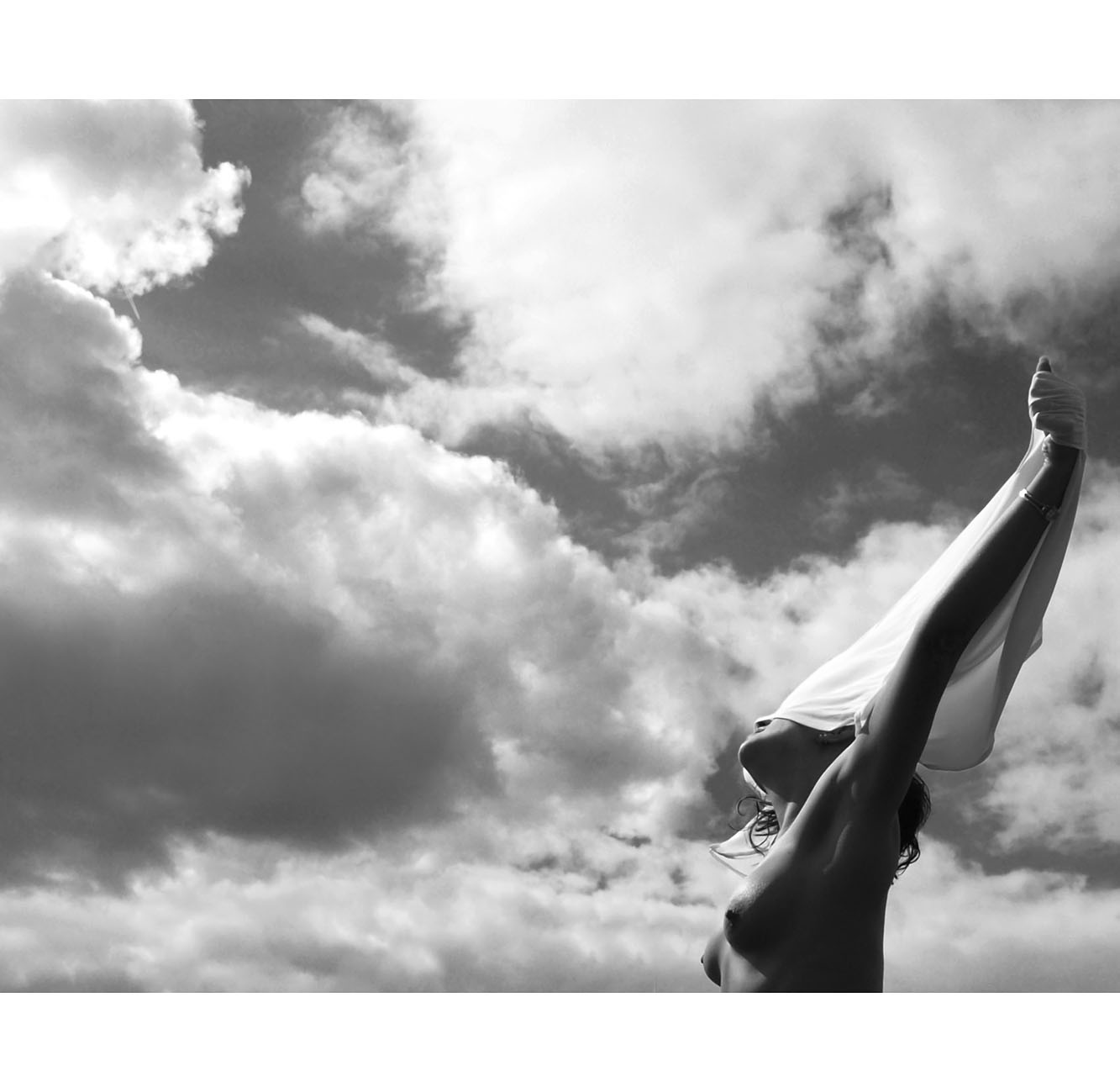 summertime III, by Dashmir Izairi