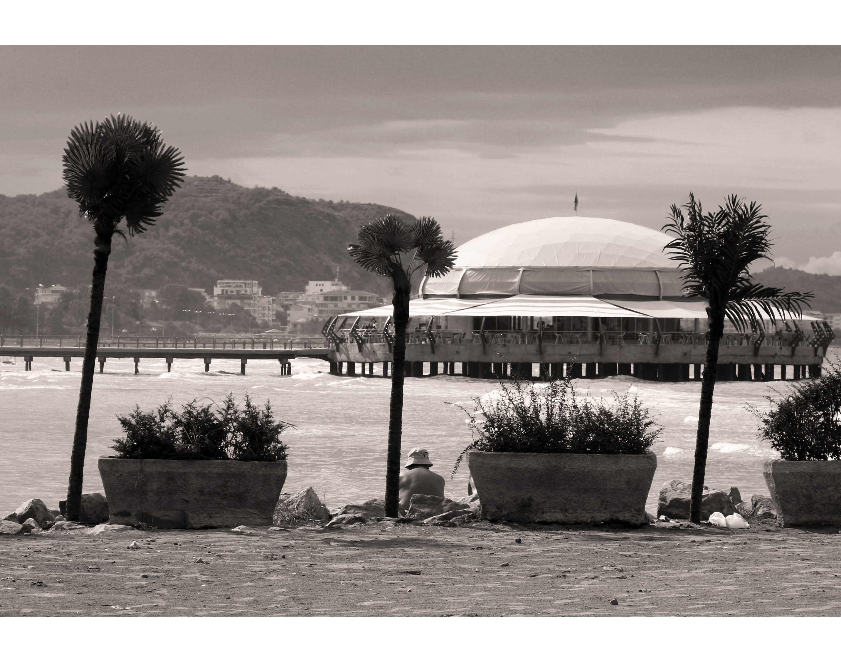 durres, by Dashmir Izairi